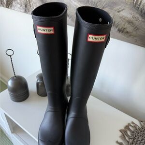 Hunter Classic Black Waterproof Boots